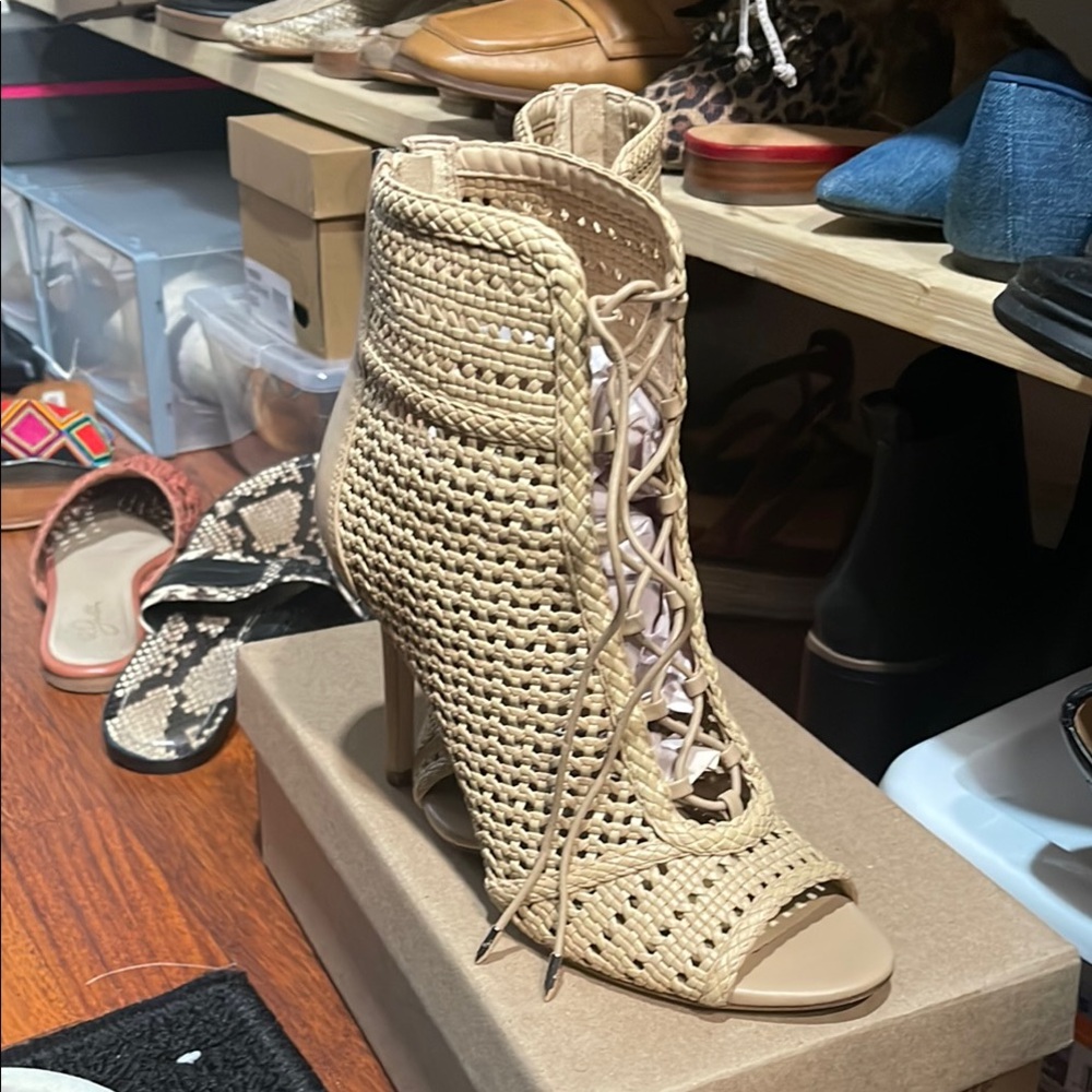 SE Woven Heeled Sandals